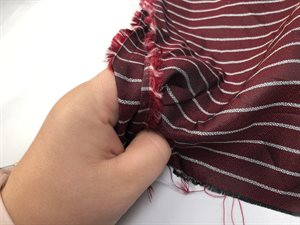 Viscose foer - stribet i bordeaux